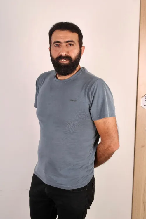 Ferit Ateşbakan, biyografi